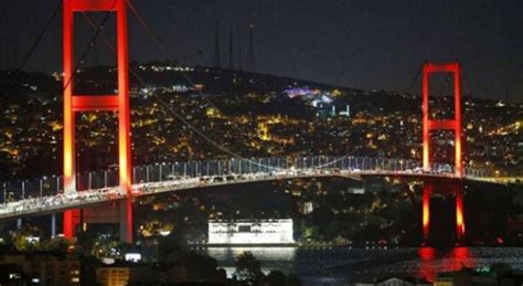 İ­s­t­a­n­b­u­l­­d­a­ ­k­ö­p­r­ü­ ­g­e­ç­i­ş­ ­ü­c­r­e­t­l­e­r­i­ ­b­e­l­l­i­ ­o­l­d­u­